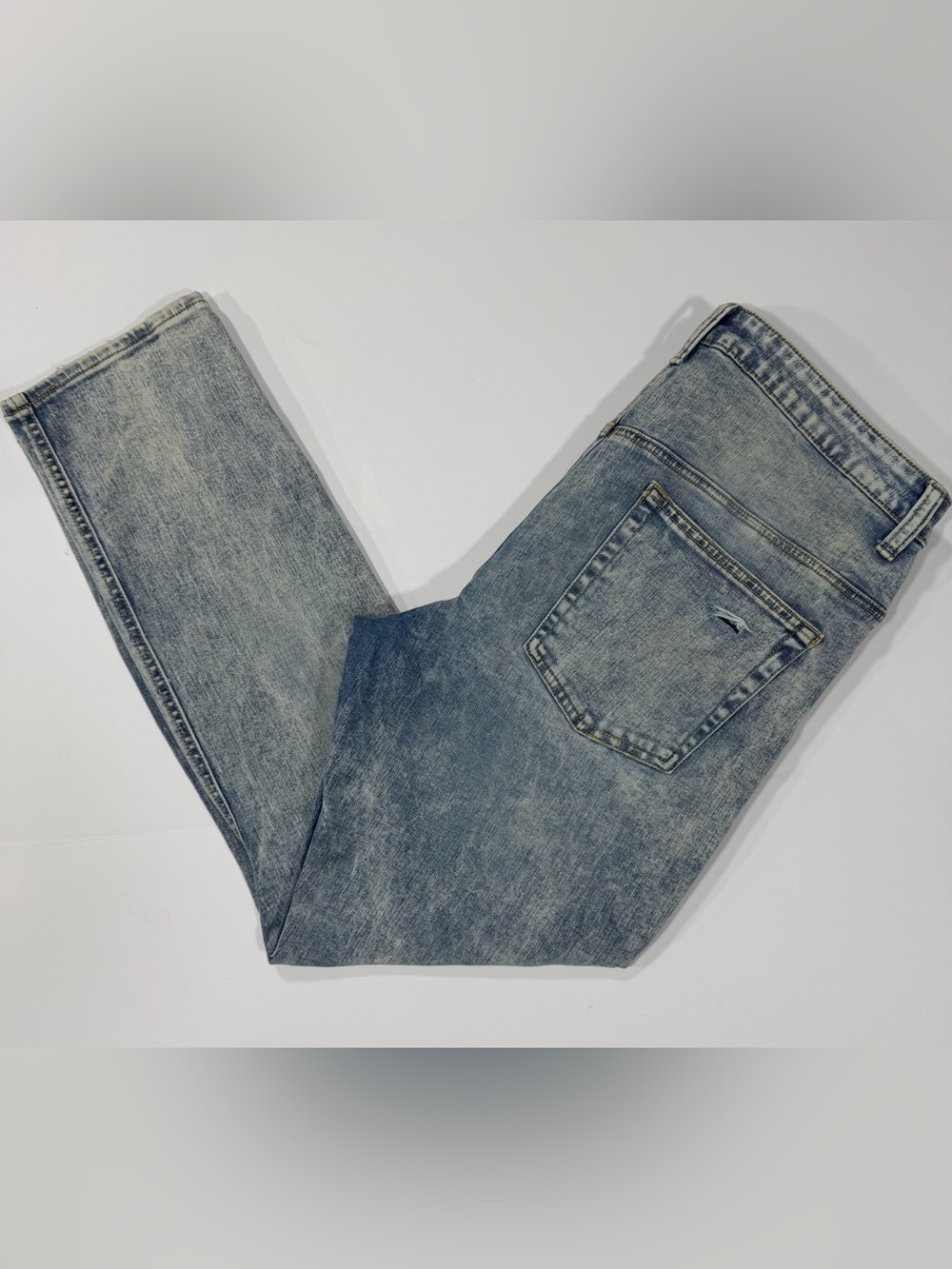 No Boundaries Men's Light Blue Slim Straight Jeans